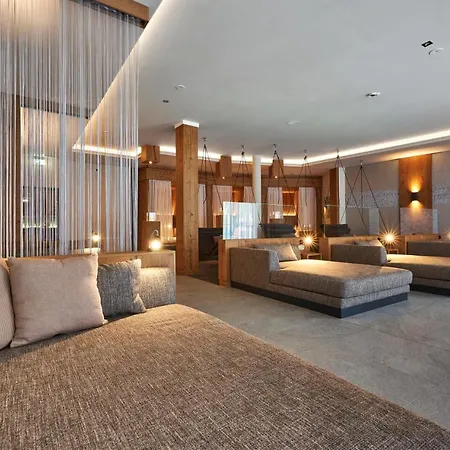 Kristall- & Vitalhotel Bergknappenhof