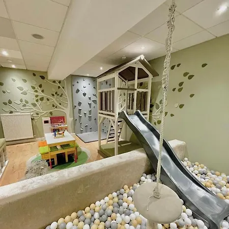 ホテル Kristall- & Vitalhotel Bergknappenhof 4*