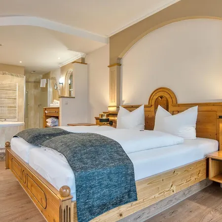 Kristall- & Vitalhotel Bergknappenhof Hotel