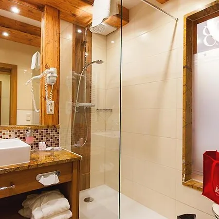 Kristall- & Vitalhotel Bergknappenhof 4* ボーデンマイス