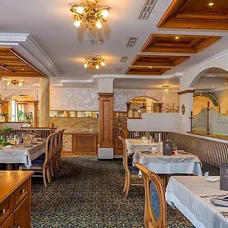 酒店 Kristall- & Vitalhotel Bergknappenhof 4*