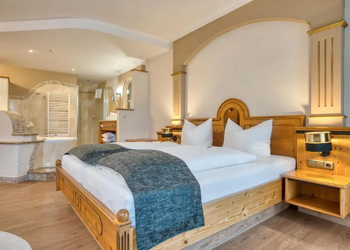 Kristall- & Vitalhotel Bergknappenhof Hotel