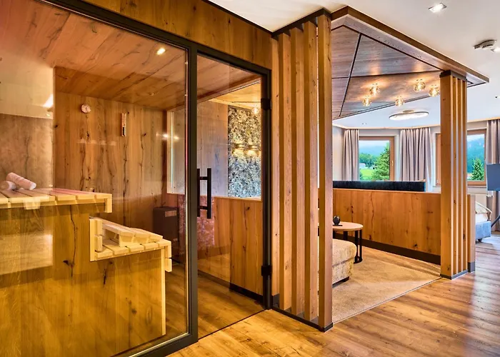Kristall- & Vitalhotel Bergknappenhof 4*