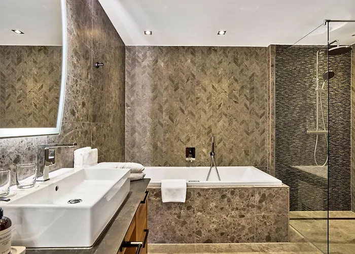 Kristall- & Vitalhotel Bergknappenhof Hotel