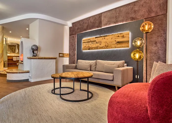 Kristall- & Vitalhotel Bergknappenhof 4*
